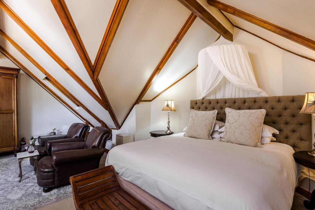 Roosenwijn Guesthouse Стелленбос Экстерьер фото